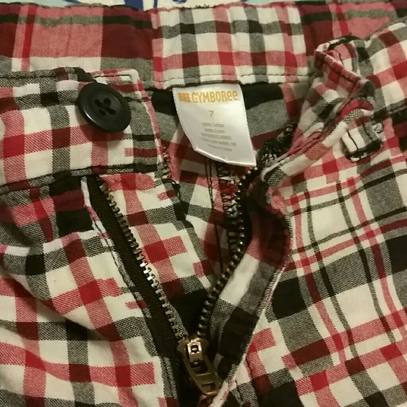 Boys Plaid Shorts - Picture 3 of 6